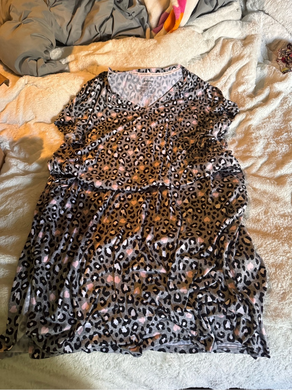 Leopard Print Short Sleeve Women’s Top - Pink and Black
